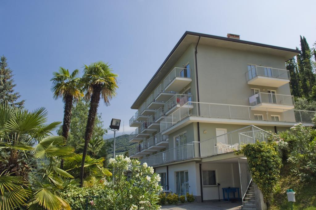 Residence Marina Riva del Garda Exterior foto