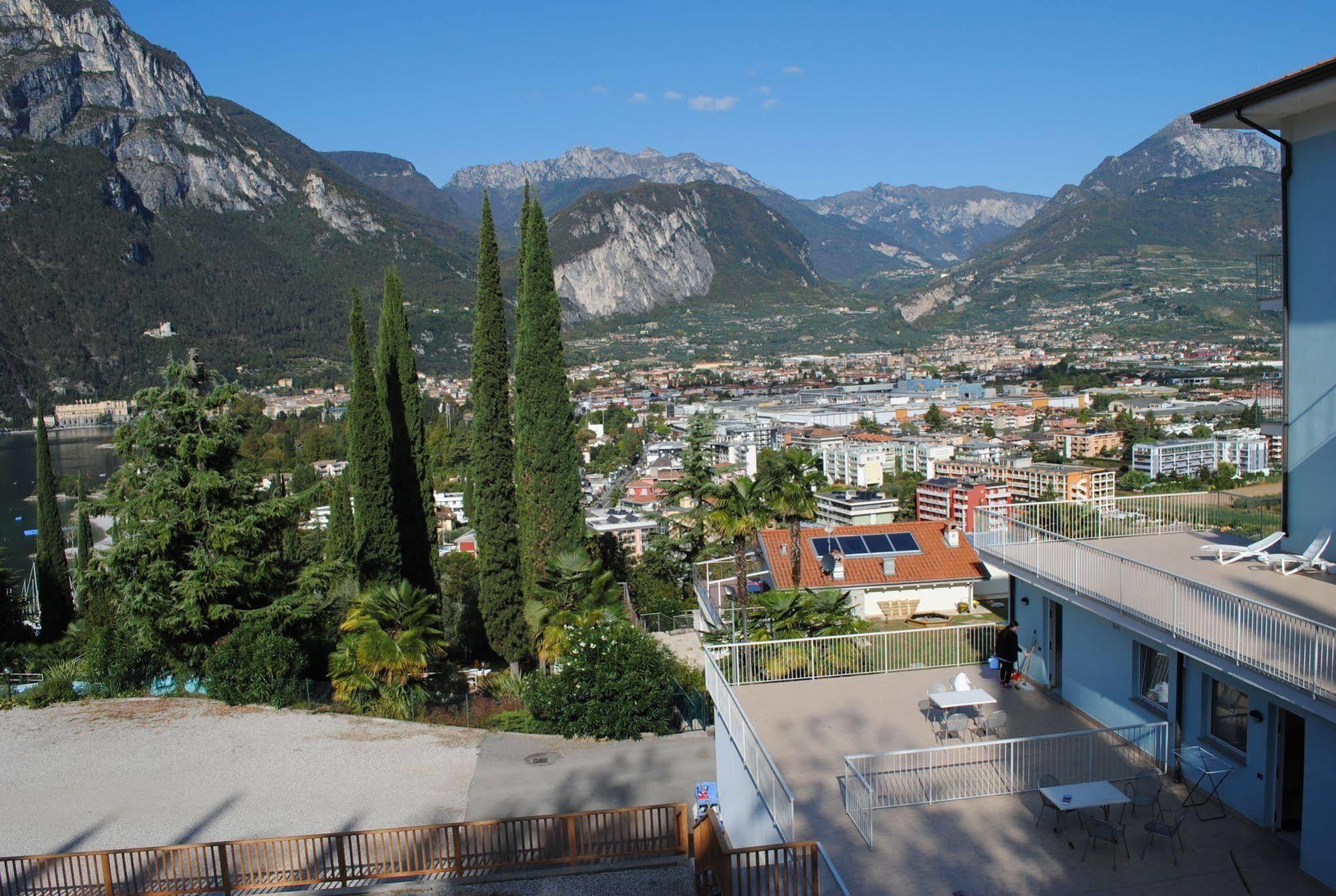 Residence Marina Riva del Garda Exterior foto